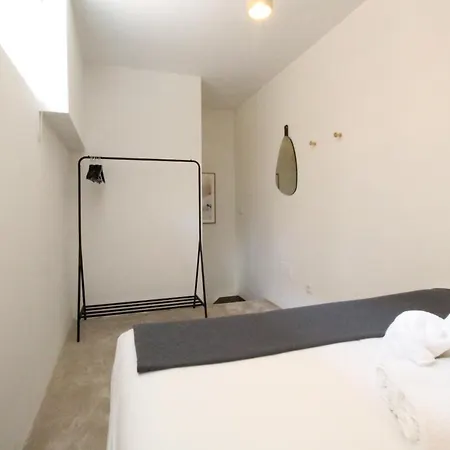 Del Parque Flats Constancia Duplex Малага