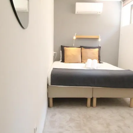 Del Parque Flats Constancia Duplex Малага